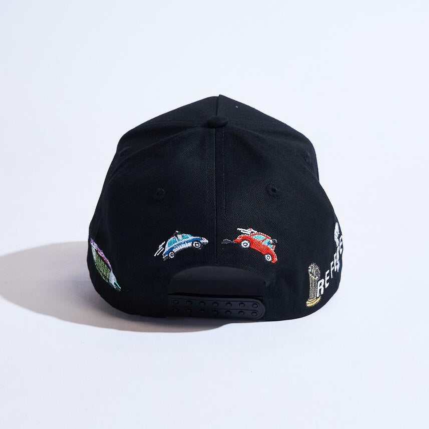 Reference cali snapback in black