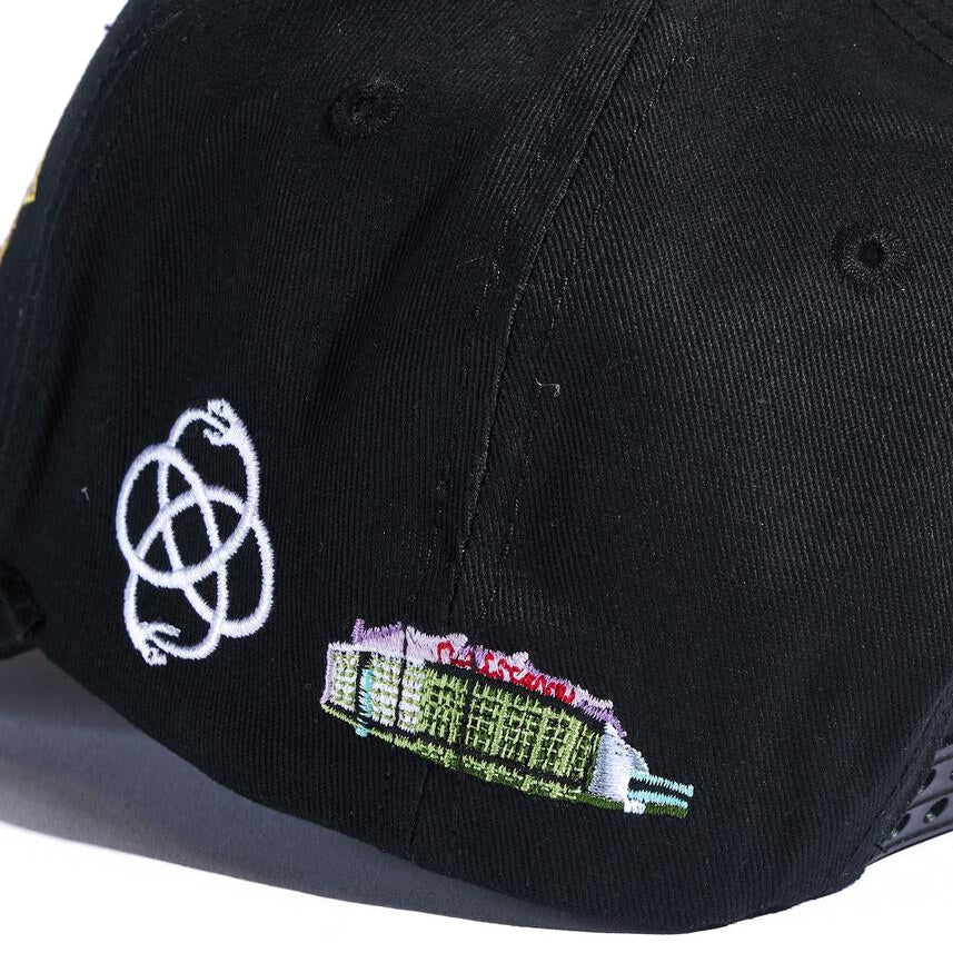 Reference cali snapback in black