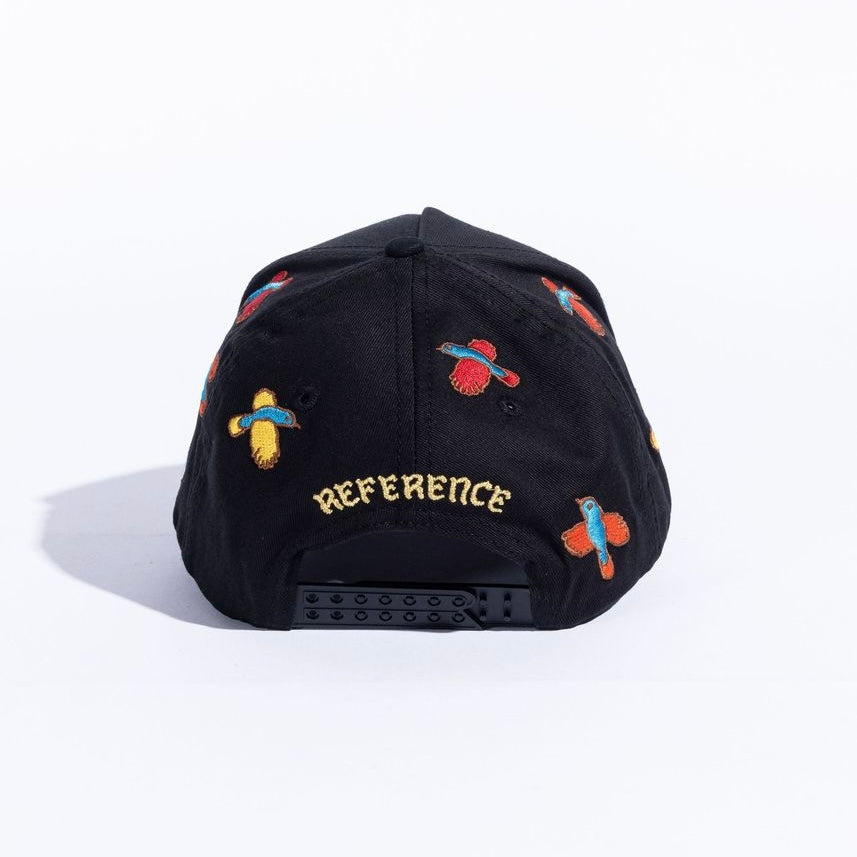 Reference paradise LA birds snapback in black