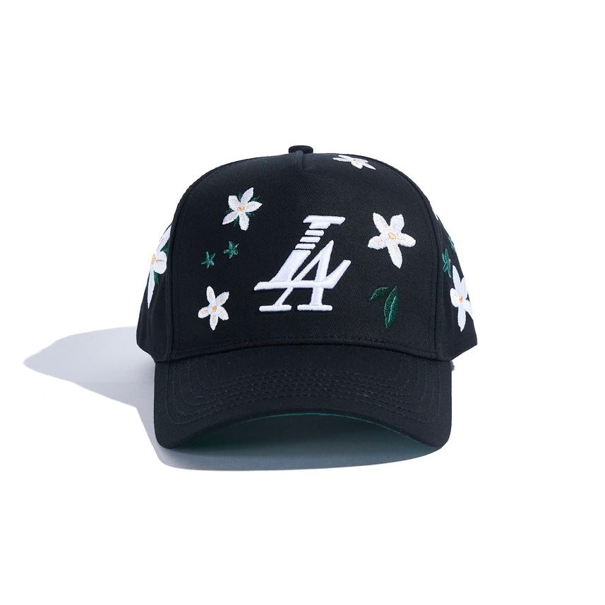 Reference paradise LA floral snapback in black