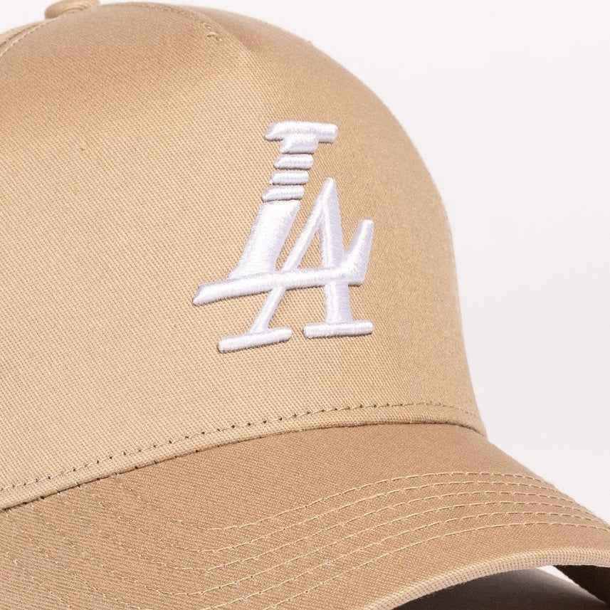 reference paradise LA SnapBack in tan