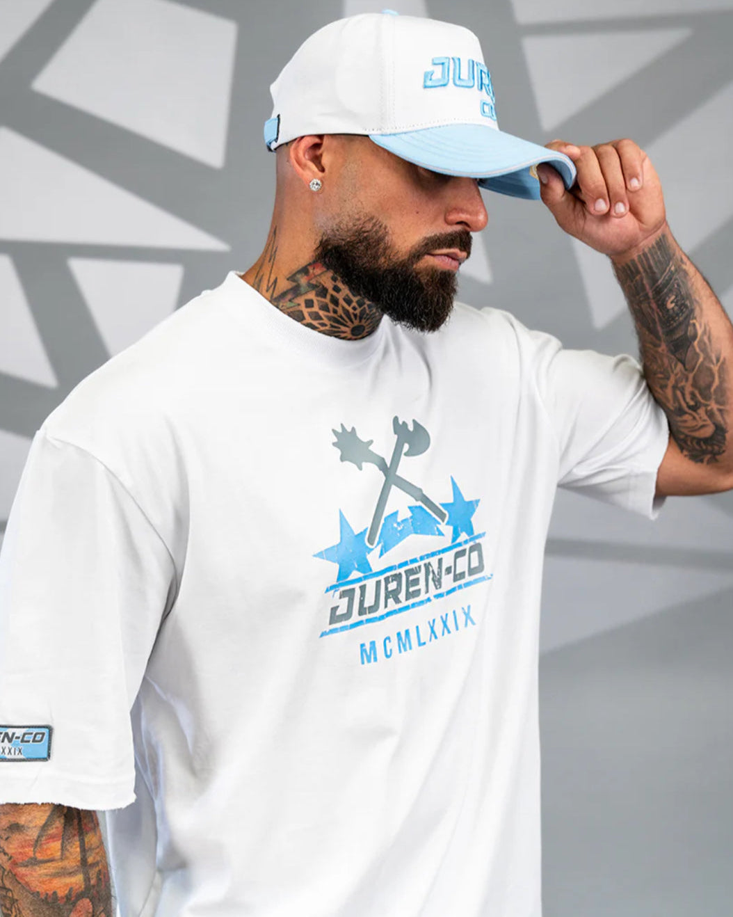 Juren reach for the stars in white