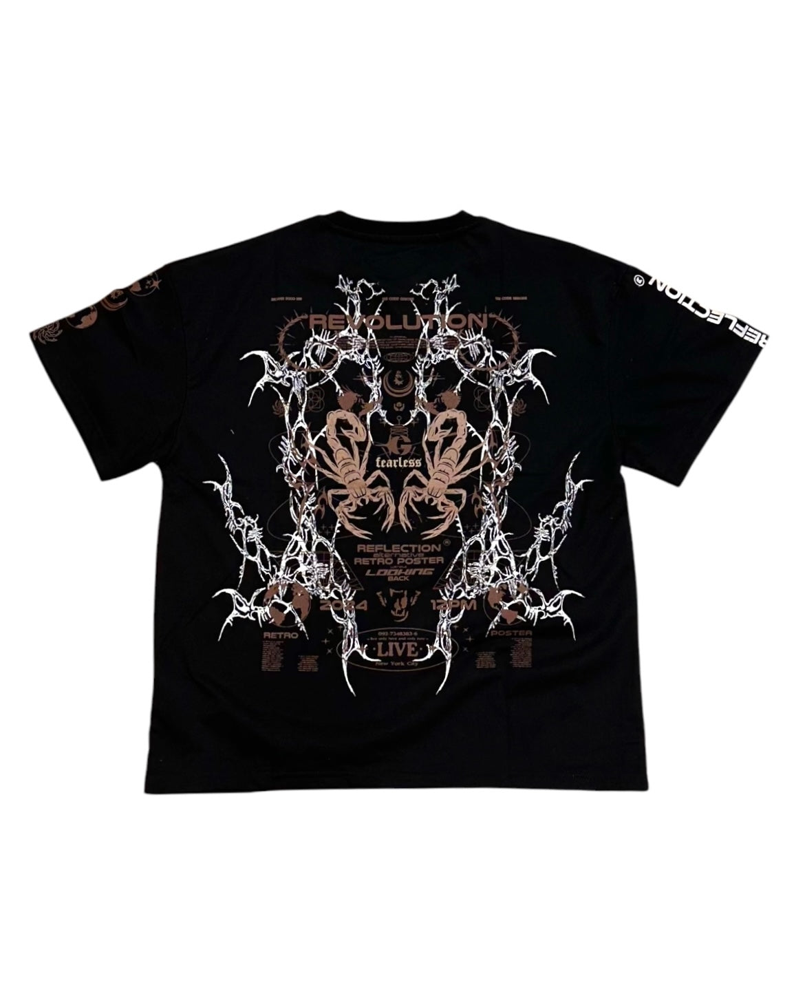 Genuine reflection tee in black