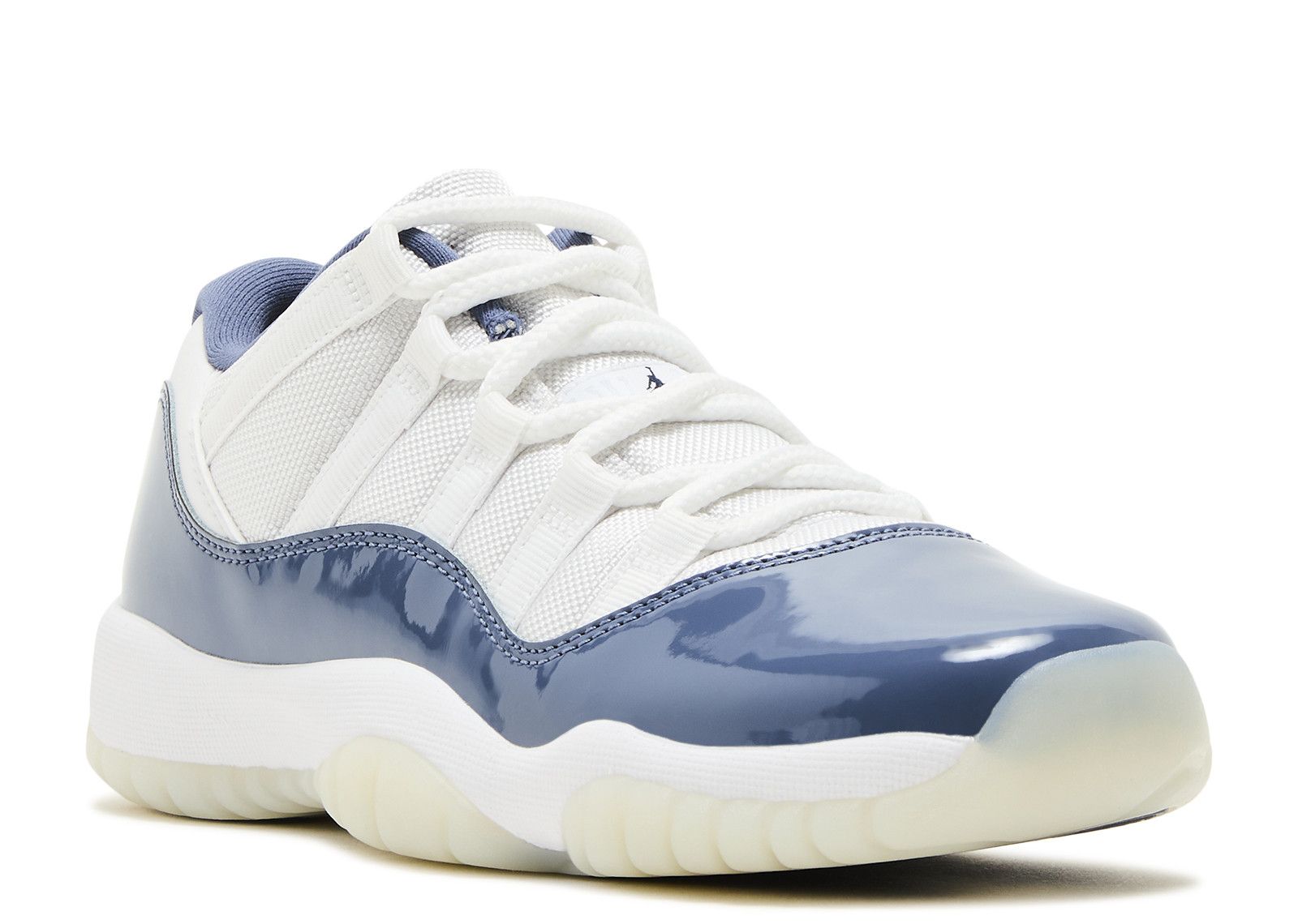 grade school diffused blue jordan retro 11s low