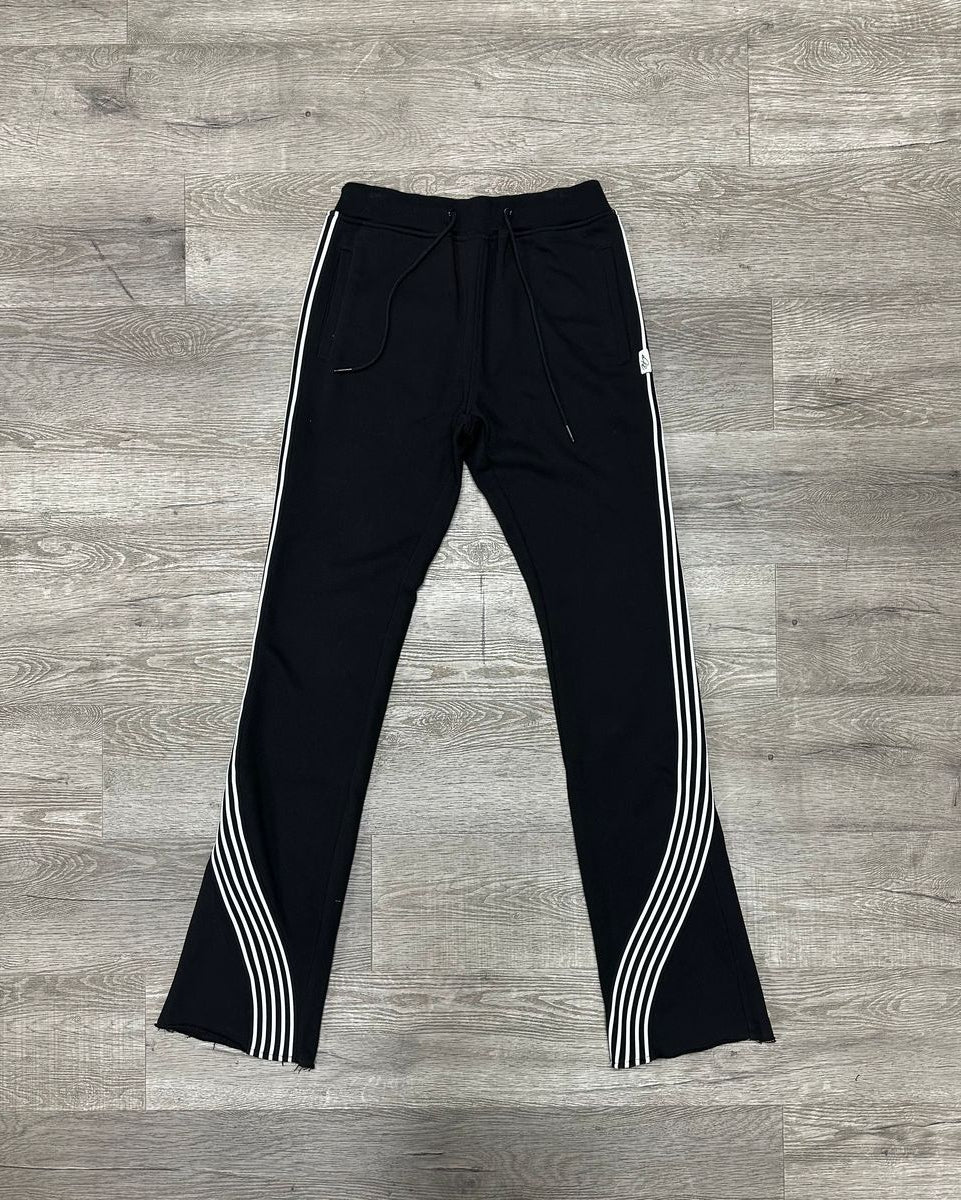 Bkys fleece stacked pants in black