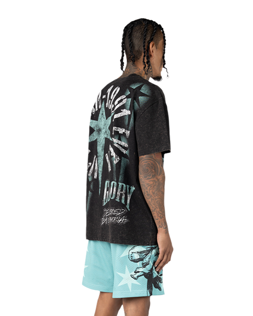 Smoke rise for the kingdom tee in black