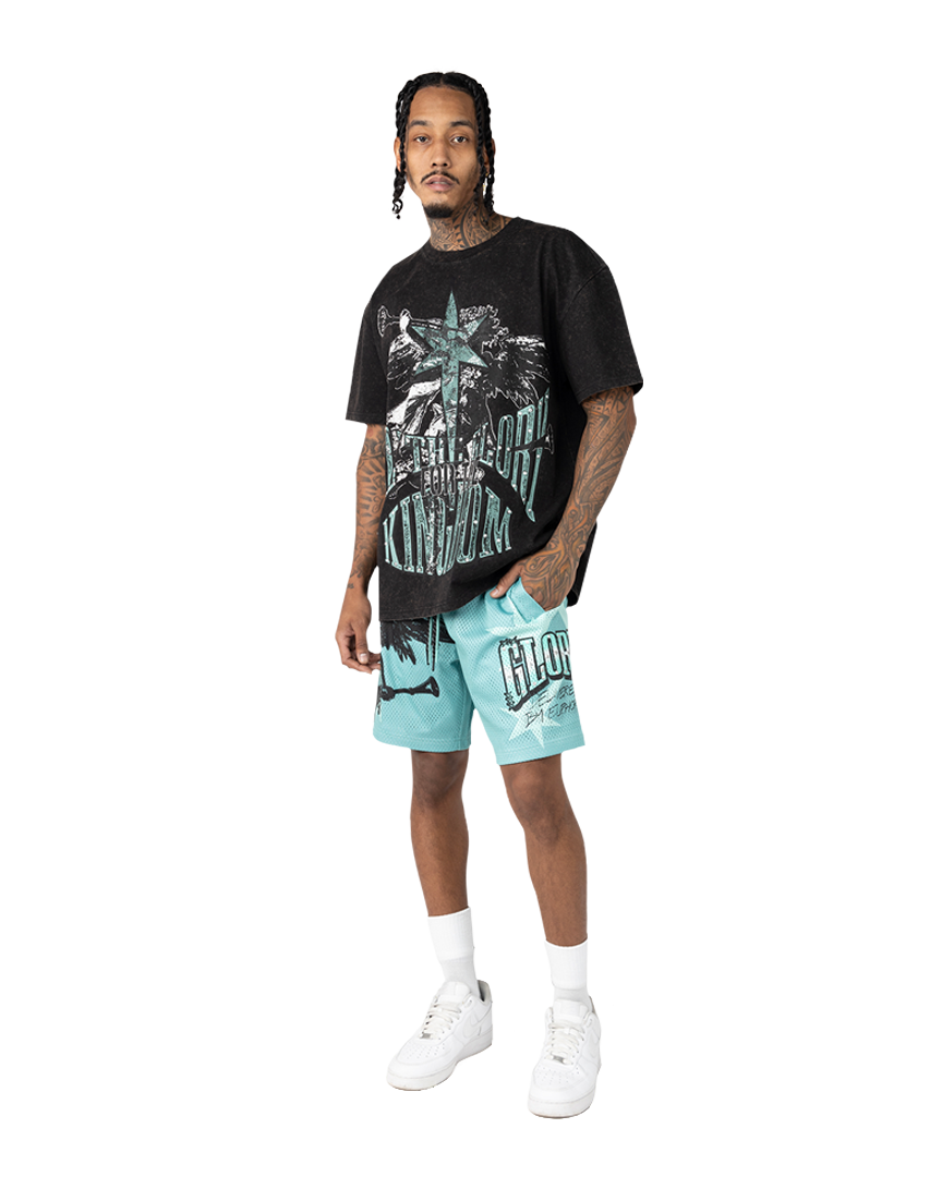 Smoke rise for the kingdom tee in black