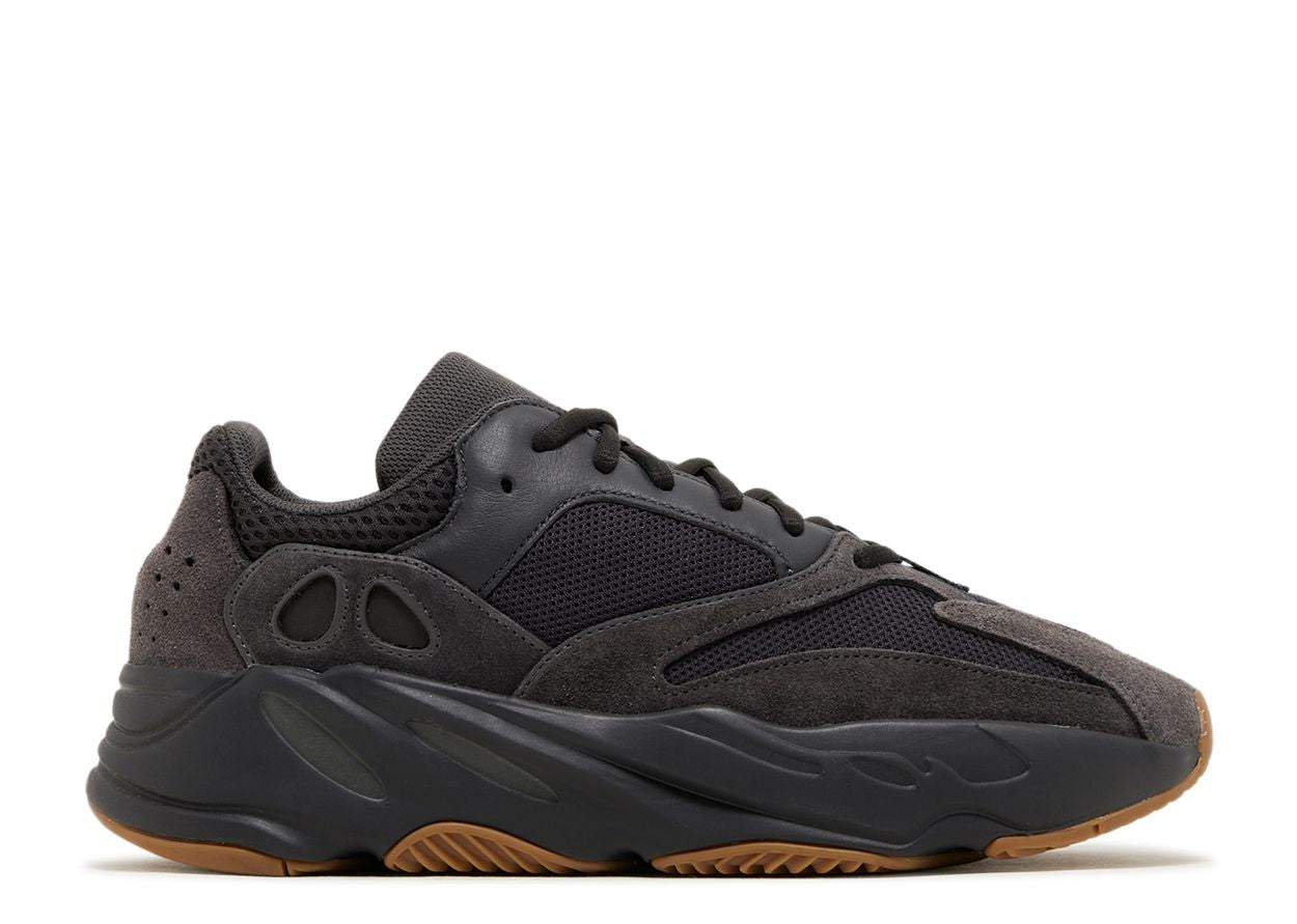 Yeezy 700 Utility Black