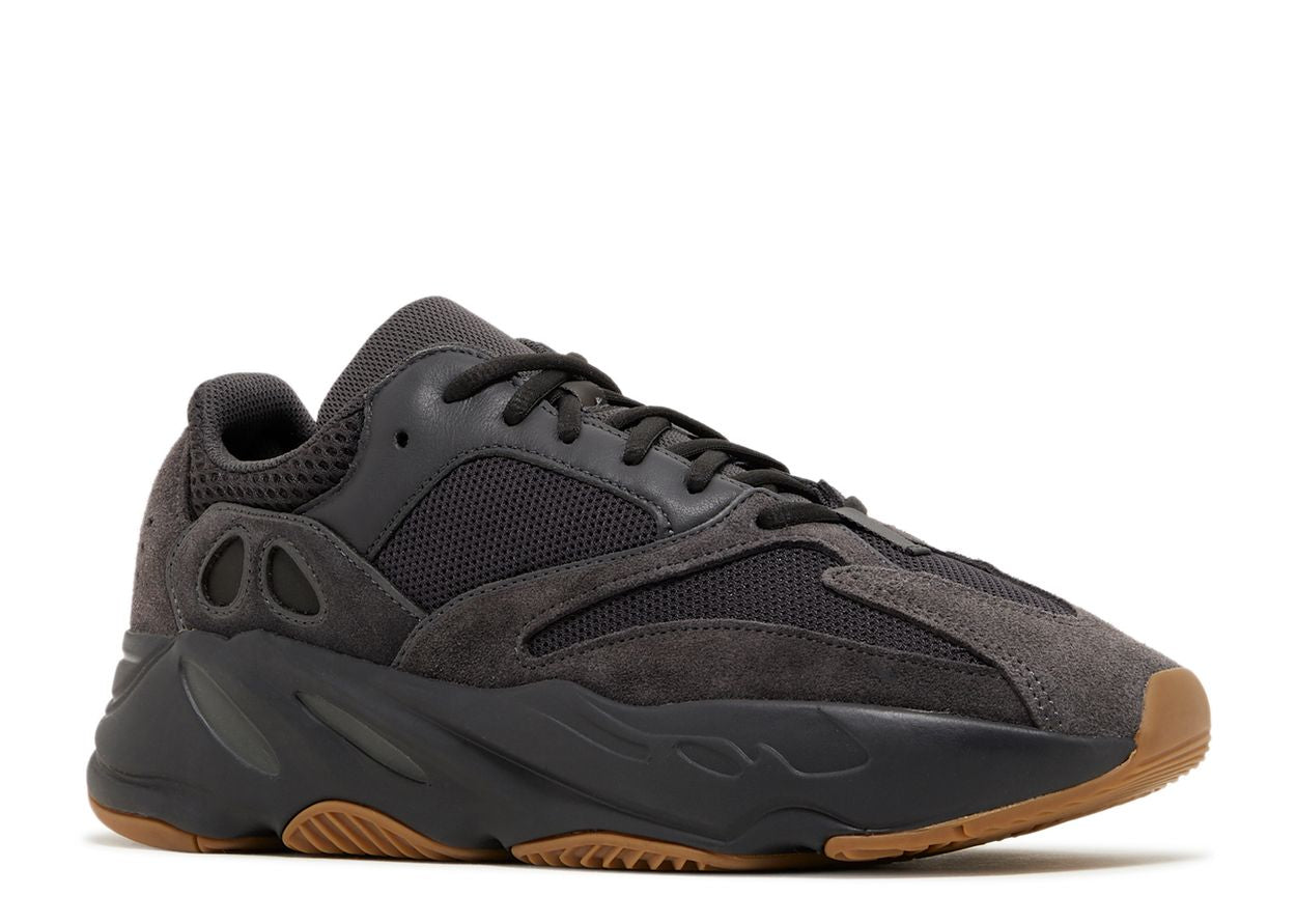 Yeezy 700 Utility Black