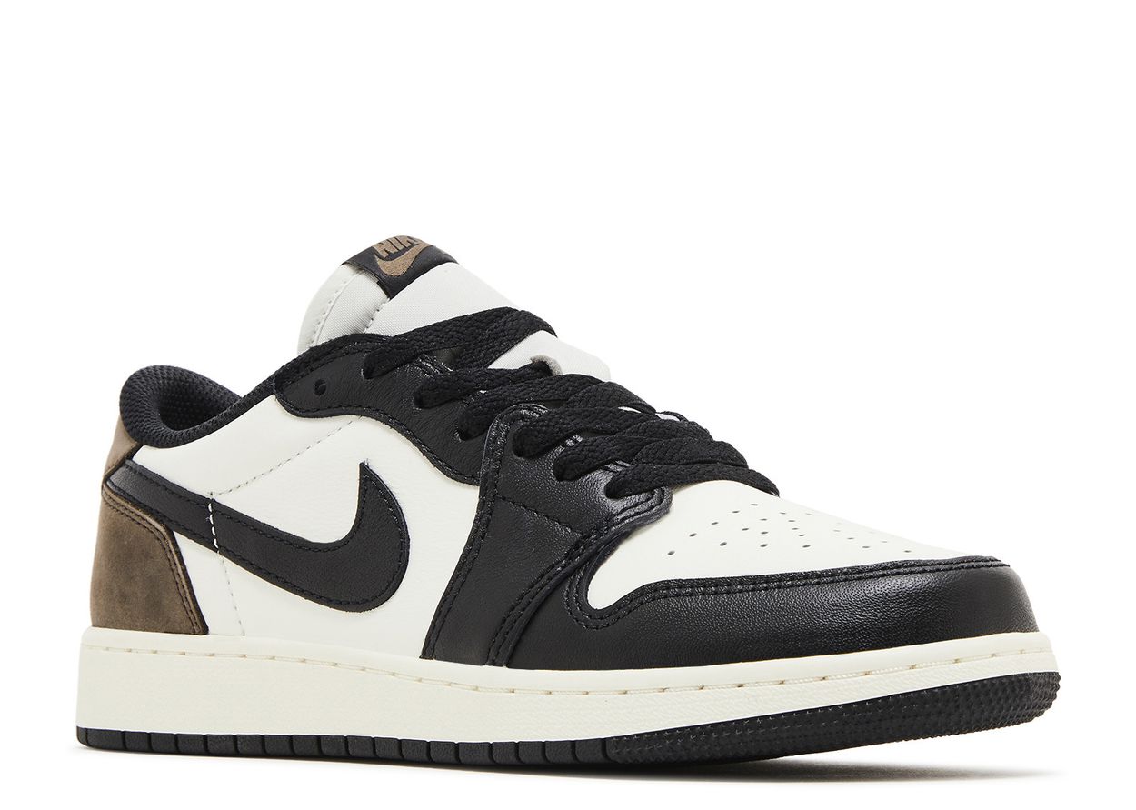 Jordan Retro 1’s Low OG Mocha (GS)