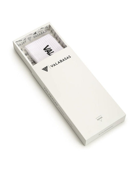 White box with a white product inside, featuring the brand 'VALABASAS' on a white background.