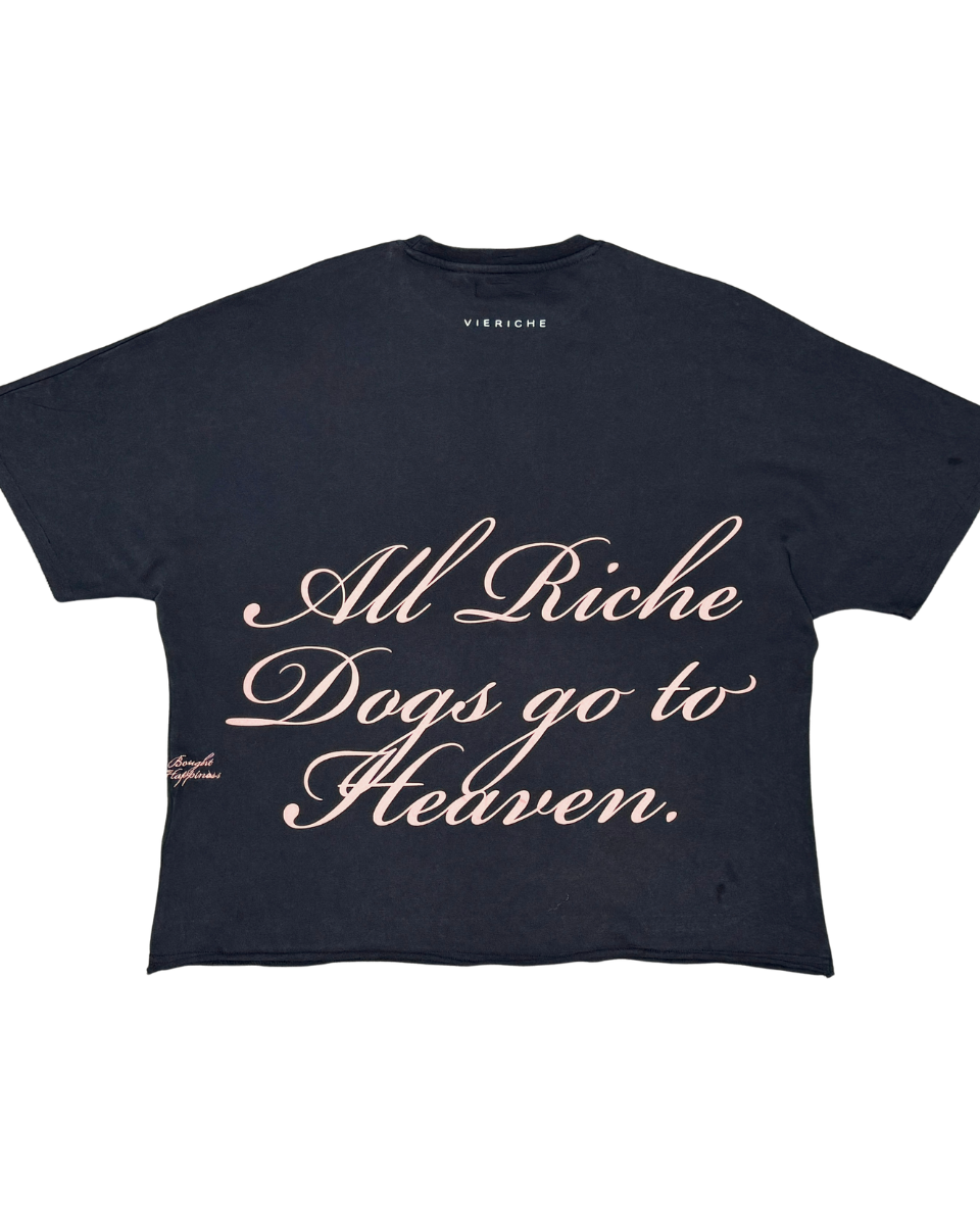 Black t-shirt with text 'All Riche Dogs go to Helvén' on a white background