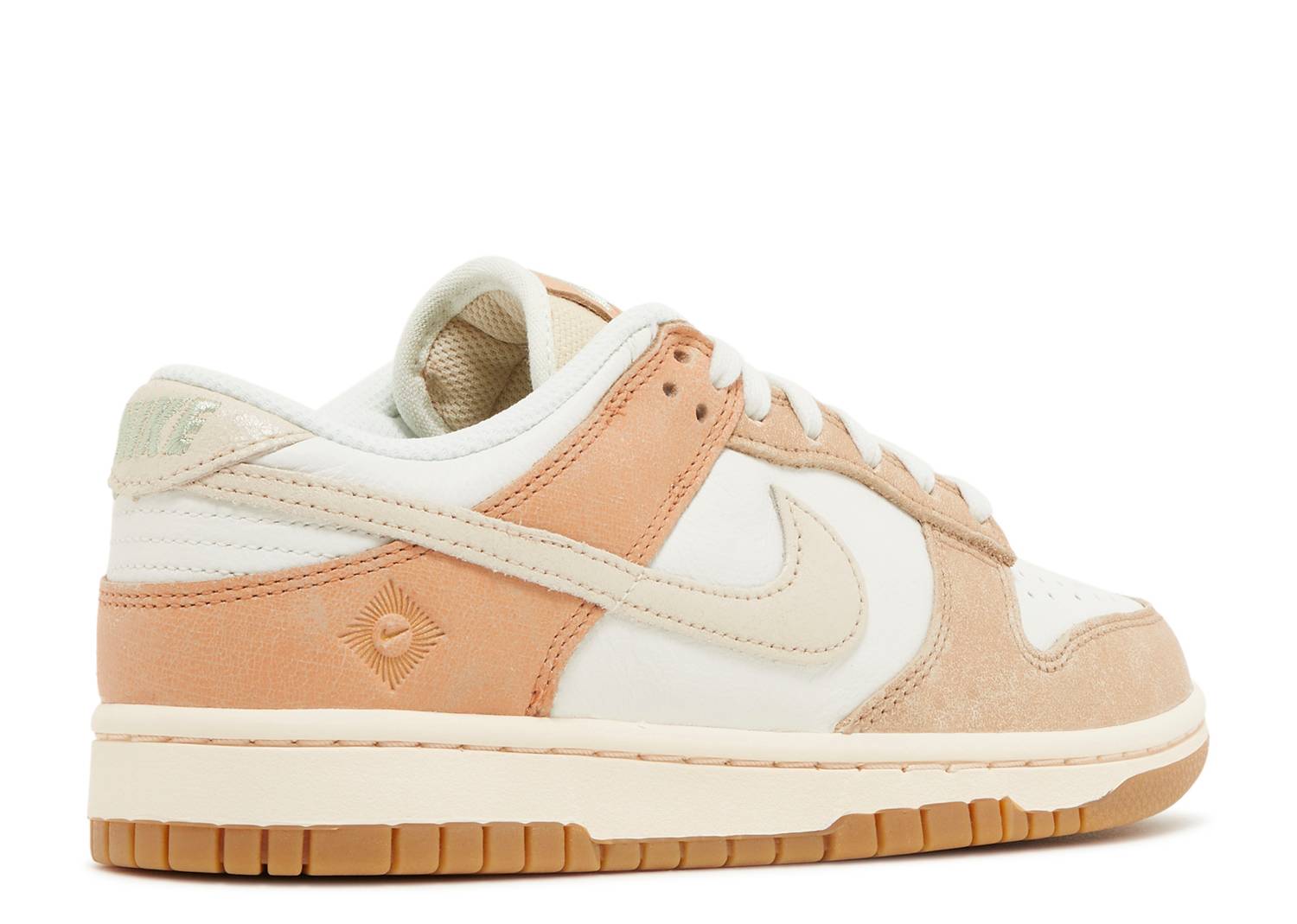 Nike Dunk Low SE Austrailia (WMNS)