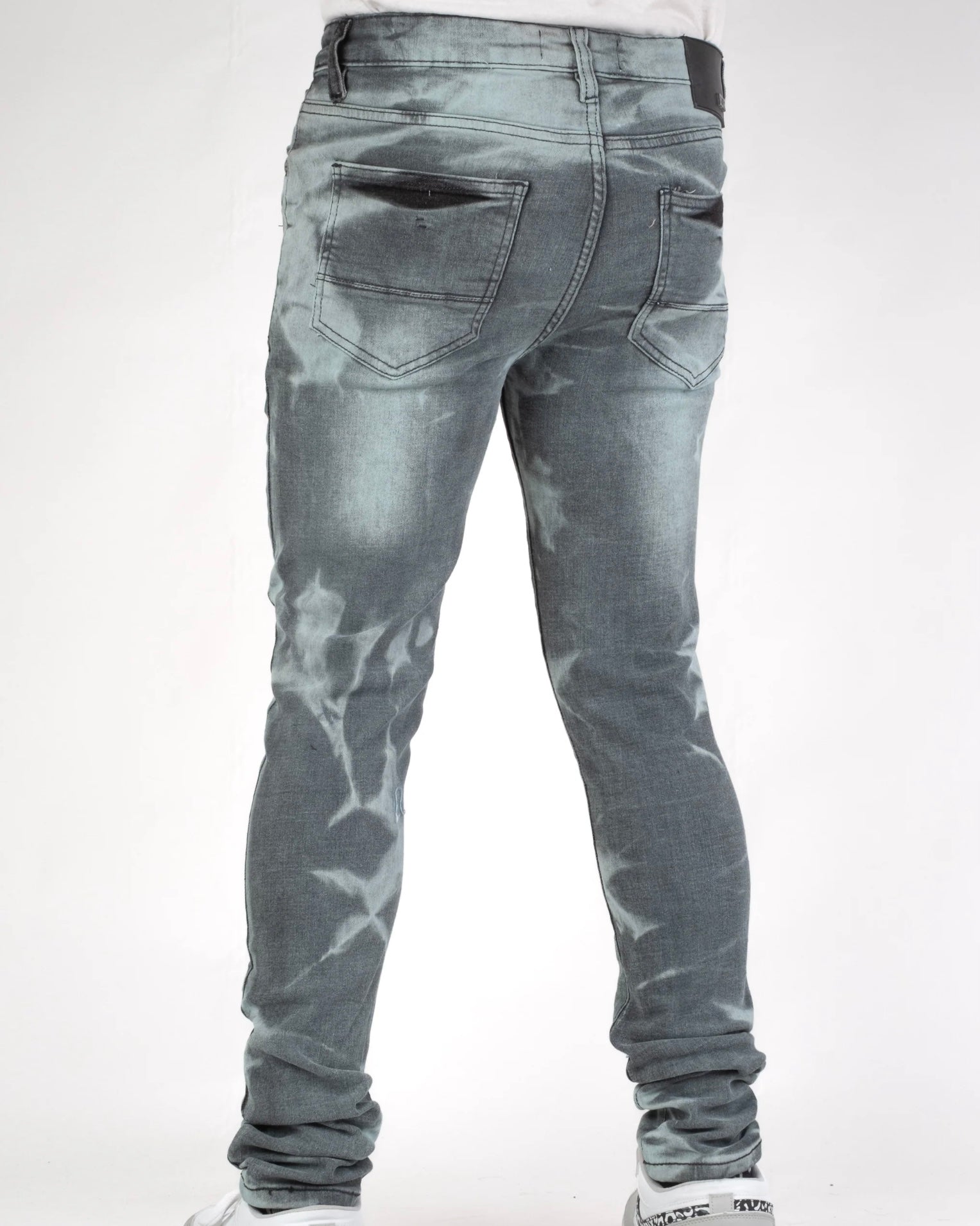 Aqua Toned Slim Jeans DZTR-469