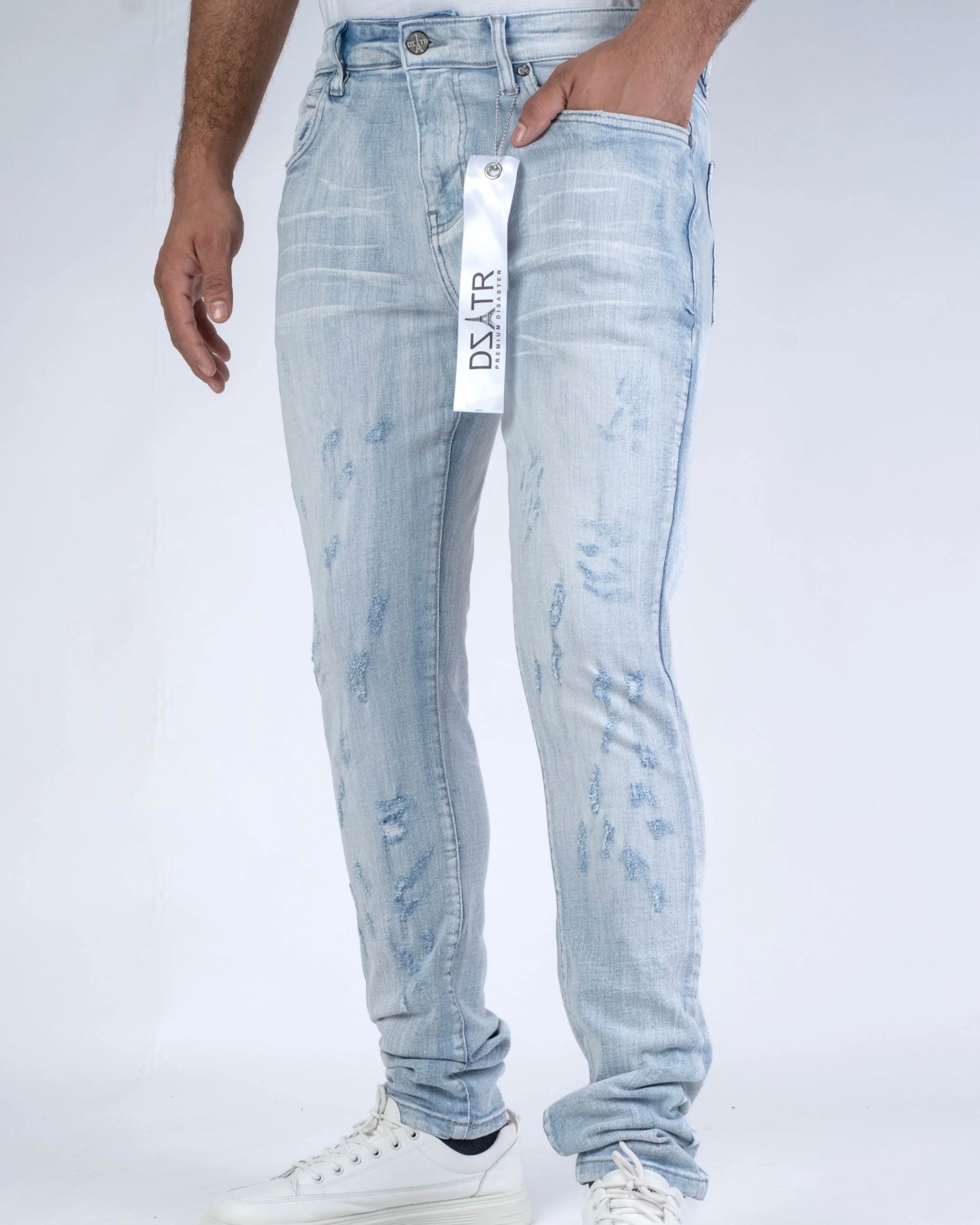 Multi-Distress Super Stretch Slim Jean DZTR-447