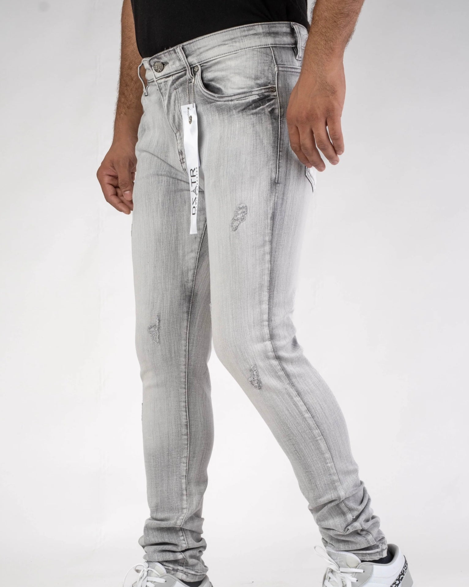 Icey Distressed Slim Jeans DZTR-433