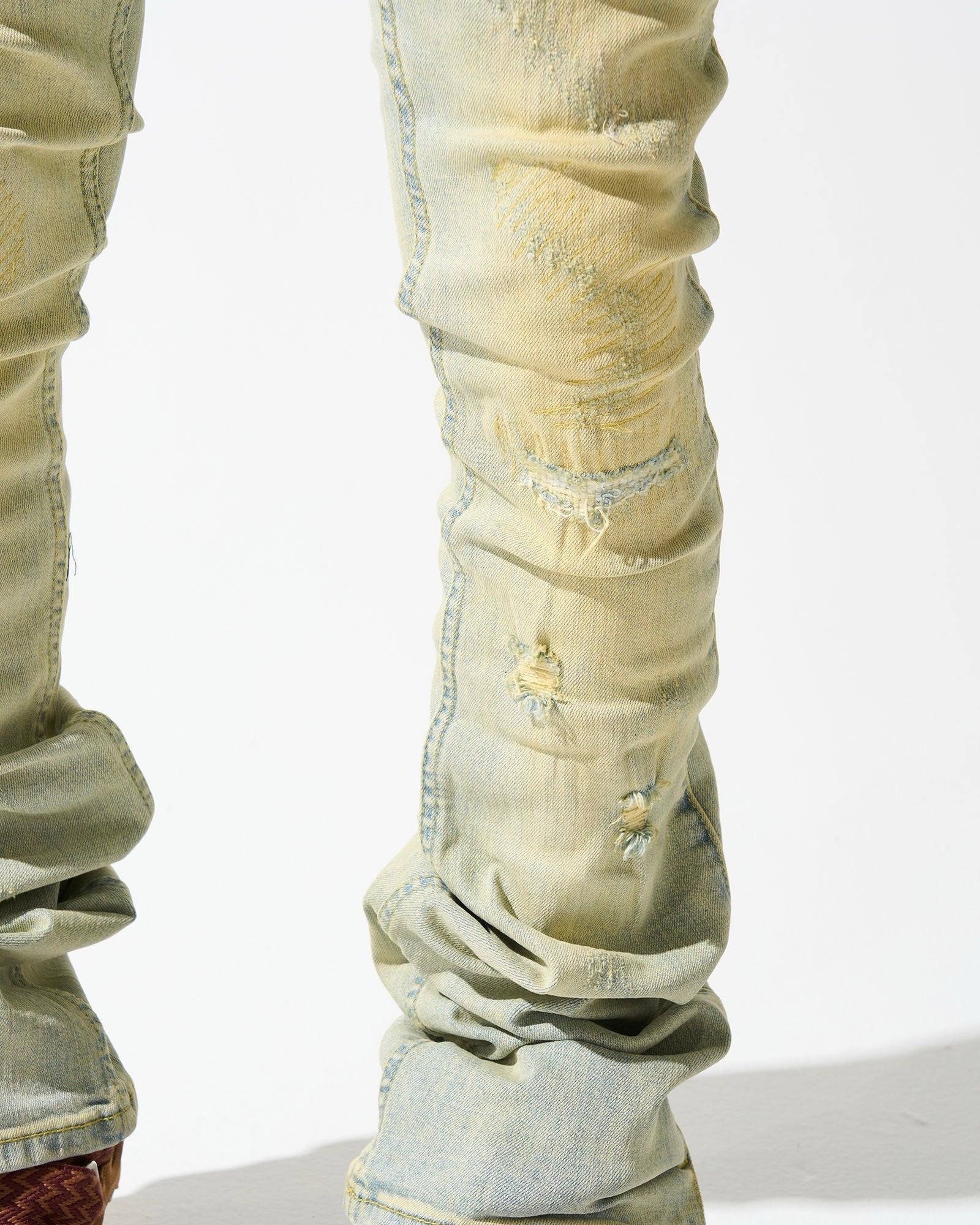 Tierra Stacked Jean