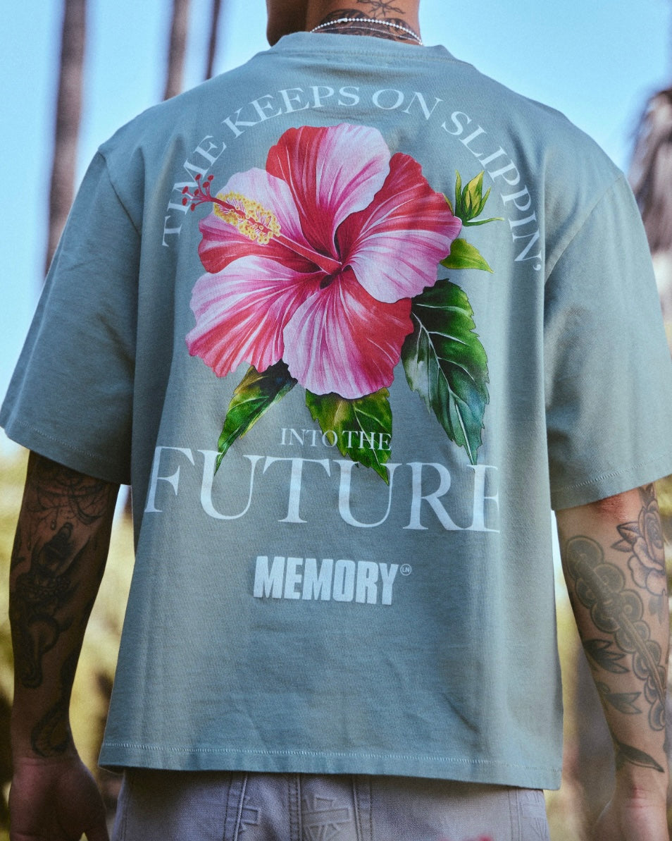 Slippin’ Crop Tee