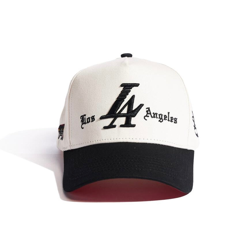 Reference LA Vida SnapBack in cream and black
