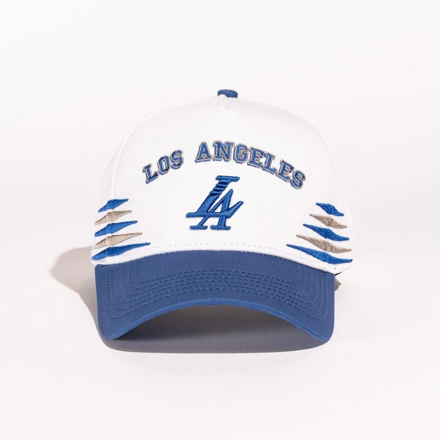 Reference vintage LA snapback in white and blue 