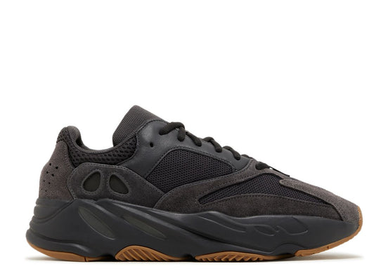 Yeezy 700 Utility Black